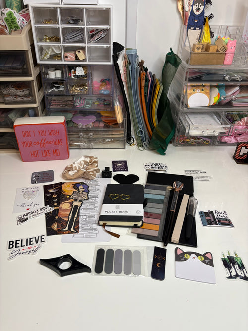 Black Bookish Bundle – Cozy Dark Academia Book Lover Gift