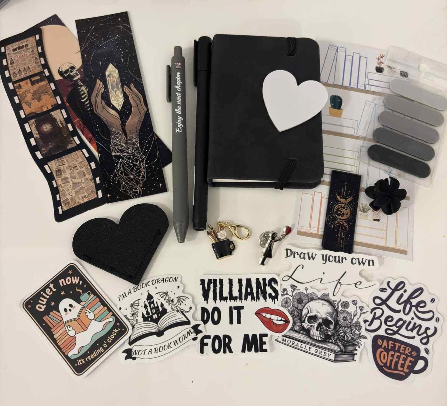 Black Bookish Bundle – Cozy Dark Academia Book Lover Gift - Books and Brew Canada